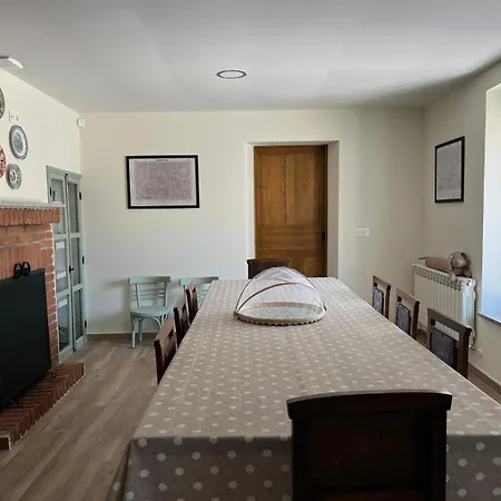 Сasa de vacaciones La Casona Solariega Munosancho
